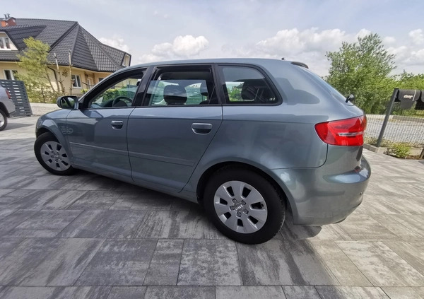 Audi A3 cena 30500 przebieg: 194000, rok produkcji 2010 z Dębica małe 596